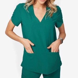 Figs Casma Scrub Top Hunter Green (M available!)